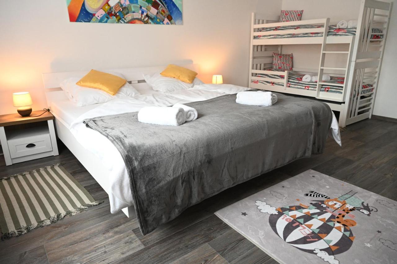 Rodinny Apartman U Broumovskeho Namesti Exterior foto